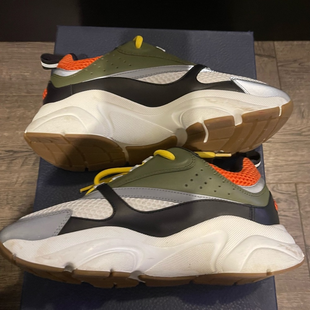 Dior Silver and Orange Sneakers Dynamic Design - Picture 4 of 7